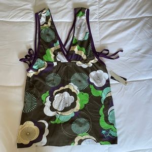 Women’s Lost shirt size Medium